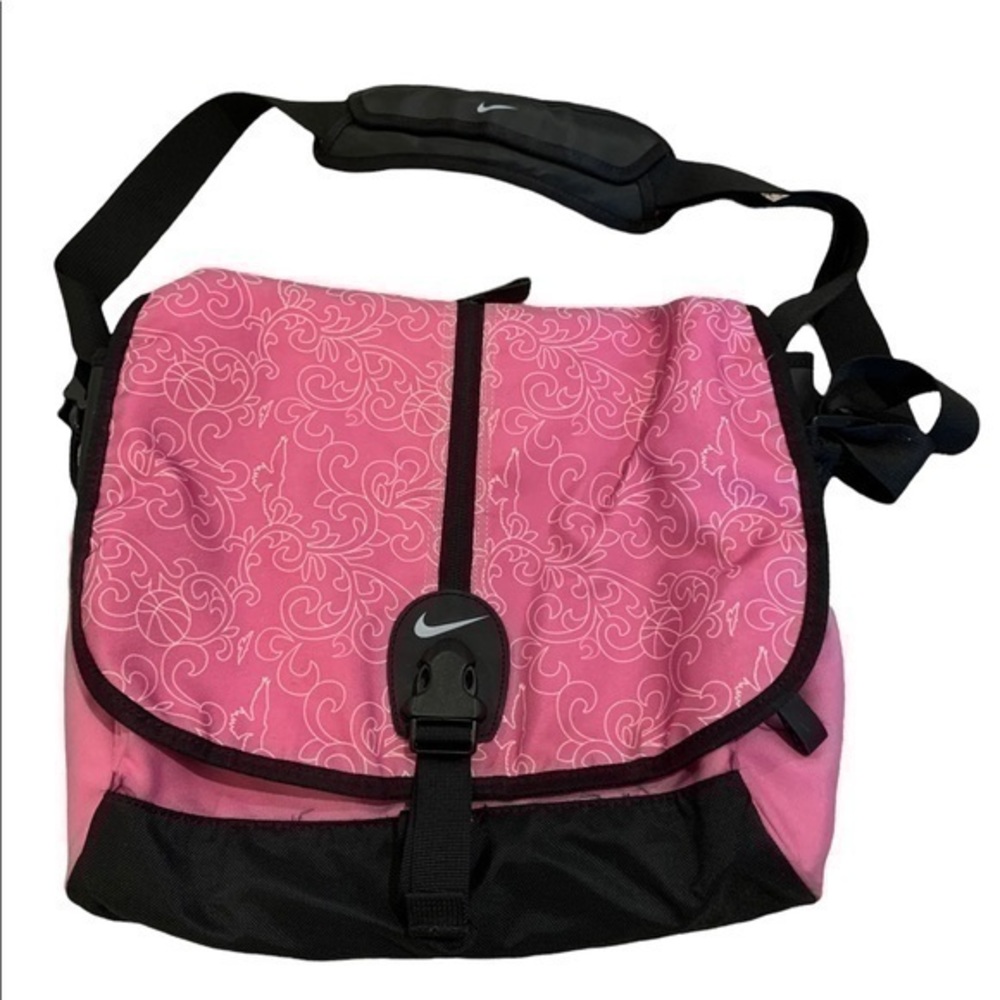 Nike messenger bag in pink Rare!